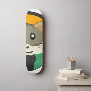 Schattigee cartoon hamster met een veelkleurige sj persoonlijk skateboard