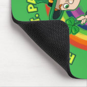 Schattigee cartoon kabouter met klaverblad en rege muismat (Hoek)