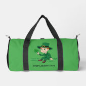 Schattigee cartoon kabouter met klaverblad en rege plunjezak (Voorkant)