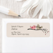 Schattigee Cartoon Lovebirds op tak Valentijn's Da Etiket (Insitu)