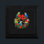 Schattigee Cartoon Macaws Holiday Wreath Christmas Cadeaudoosje<br><div class="desc">Schattigee Cartoon Macaws Vakantie Krans Kerst Pet Bird Gift</div>