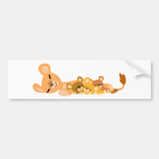 Schattigee Cartoon Mum Lion en Cubs Bumpersticker (Voorkant)