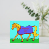 Schattigee Cartoon Pony dragen Tapijt Briefkaart (Staand voorkant)