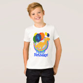 Schattigee Cartoon T-Rex Dinosaurus Verjaardagsbal T-shirt (Voorkant volledig)