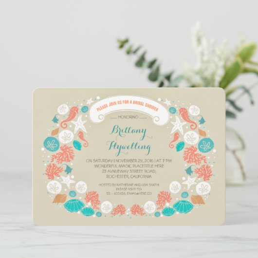 Schattigee casual strand bruids douche uitnodiging (Staand voorkant)