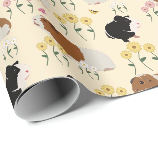 Schattigee cavia's in bloementuinpatroon - geel cadeaupapier (Rol Hoek)