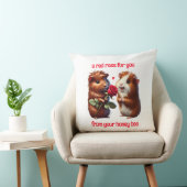 Schattigee cavia's in liefde ruilen een rode roos kussen (Stoel)