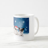 Schattigee Chihuahua Puppies met Santa Hat Christm Koffiemok (Voorkant rechts)
