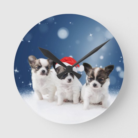 Schattigee Chihuahua Puppies met Santa Hat Christm Ronde Klok (Voorkant)