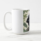 Schattigee chimpansee op de tak begroet koffiemok (Links)