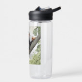 Schattigee chimpansee op de tak begroet waterfles (Links)