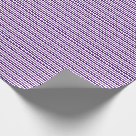 Schattigee chique eenvoudige Paarse en witte strep Cadeaupapier (Hoek)
