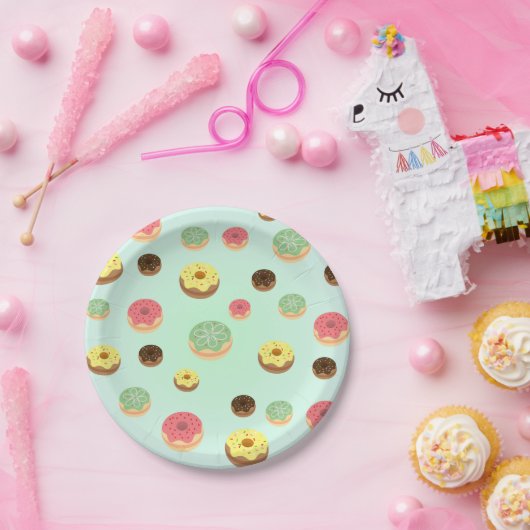 Schattigee Chocolade aardbei donuts patroon Verjaa Papieren Bordje (Feest)