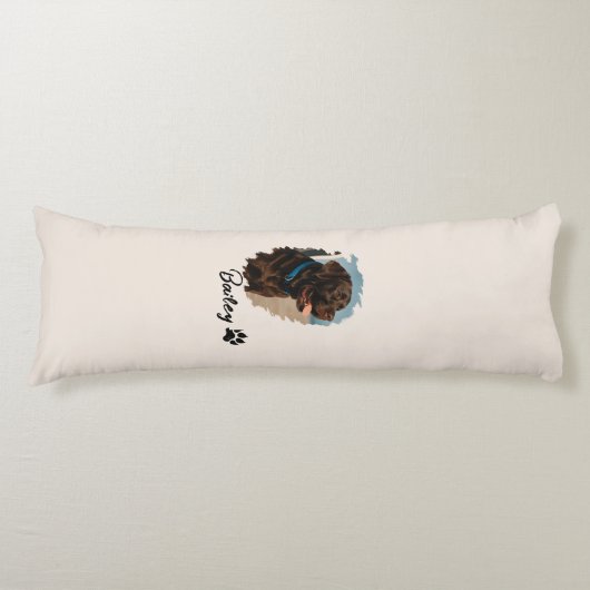 Schattigee Chocolade Labrador Hond – Bailey | Kado Lichaamskussen (Voorkant)