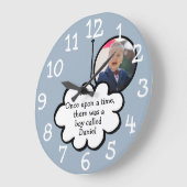 Schattigee Cloud op een String Gepersonaliseerde F Grote Klok (Hoek)