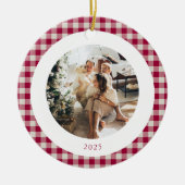 Schattigee Cranberry Red Plaid Custom Foto Kerstmi Keramisch Ornament (Voorkant)