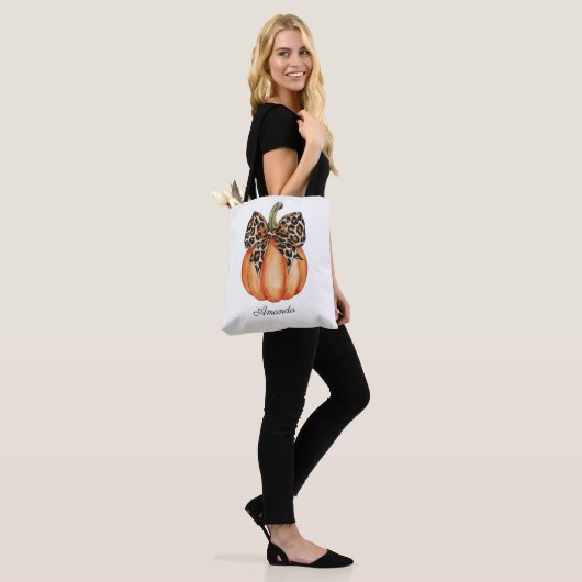 Schattigee Custom Trick or treat Pompoen Meisje Ca Tote Bag (Op model)