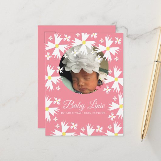 Schattigee Daisy Bloemen Border Foto Baby Aankondigingskaart (Voorkant / Achterkant in situ)