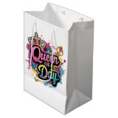 Schattigee dame Queen verjaardagsfeest Medium Cadeauzakje (Voorkant Gekanteld)