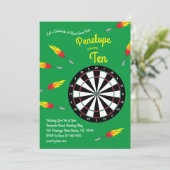 Schattigee Dart Board Kids Verjaardag Party Sport Kaart (Staand voorkant)