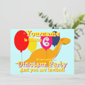 Schattigee Dinosaurus 6e Verjaardagsfeestuitnodigi Kaart (Staand voorkant)