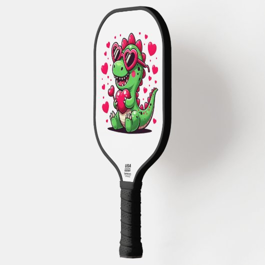Schattigee Dinosaurus met Hart Zonnebril en Valent Pickleball Paddle (Links)