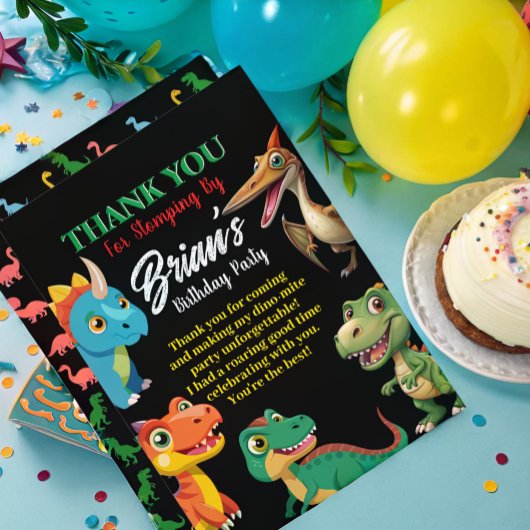 Schattigee dinosaurussen brullen jongen verjaardag bedankkaart
