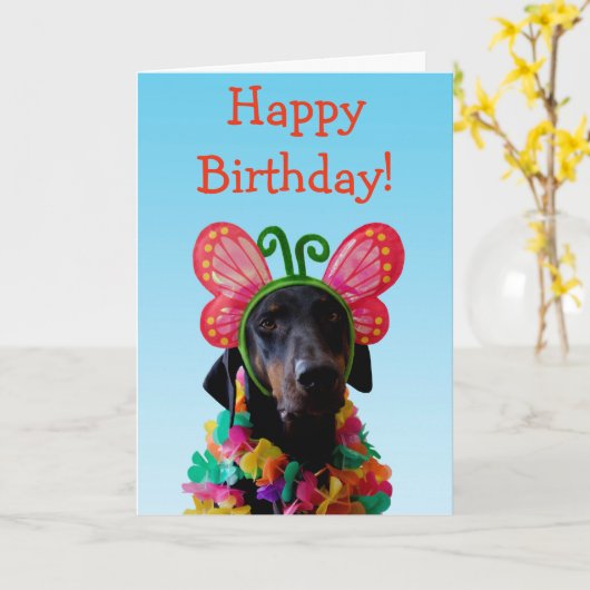 Schattigee Doberman hondenvlinderverjaardag Kaart (Gele Bloem)