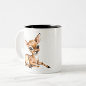 Schattigee Doe Chilling Out, Deer Lover Gift, Tweekleurige Koffiemok (Voorkant links)