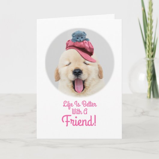 Schattigee donzige hond met een kat op zijn hoofd kaart (Voorkant)