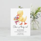 Schattigee Duckling Verjaardagsuitnodiging Kaart (Staand voorkant)