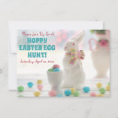 Schattigee Easter Bunny Egg Hunt uitnodiging (Voorkant)