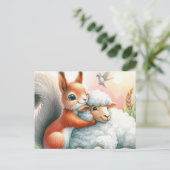 Schattigee eekhoorn knuffelt een schaap briefkaart (Staand voorkant)