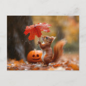 Schattigee Eekhoorn met een Bladparaplu - Herfstre Briefkaart (Voorkant)