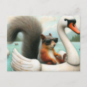 Schattigee Eekhoorn op een Swan Floatie Briefkaart (Voorkant)