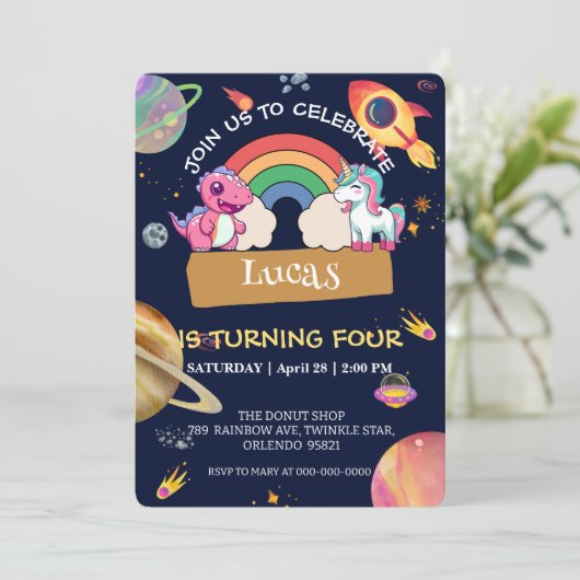 Schattigee eenhoorn dinosaurus regenboog ruimte ve kaart (Staand voorkant)