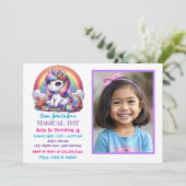 Schattigee eenhoorn en regenboog kind foto verjaar kaart (Staand voorkant)