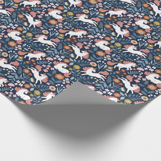 Schattigee Eenhoorns Bloemen  Patroon Cadeaupapier (Hoek)