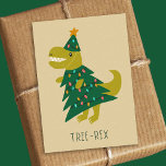 Schattigee Eenvoudige Tree Rex Dinosaurus Kerst Ki Feestdagen Kaart<br><div class="desc">Deze schattige, grappige kerstkaart heeft een handgetekende T-Rex-dinosaurus, die een kerstboomkostuum draagt. Ruige typografie leest, "Tree-Rex" aan de onderkant. Geweldig op zichzelf of voor het koppelen met een geschenk voor een speciaal kind in je leven - dochter, zoon, nicht, neef, kleinkinderen, kleinzoon, kleindochter, enz. Geweldig voor zowel kinder als kinder...</div>