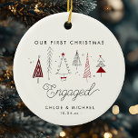 Schattigee eerste kerst verloofde grillige bomen keramisch ornament<br><div class="desc">Vier je eerste kerst met dit leuke ornament! Met grillige bomen op een keramische basis,  voegt het charme en vreugde toe aan uw vakantiedecor. Personaliseer met aangepaste tekst voor dat extra speciale tintje</div>