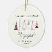 Schattigee eerste kerst verloofde grillige bomen keramisch ornament (Links)