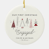 Schattigee eerste kerst verloofde grillige bomen keramisch ornament (Achterkant)