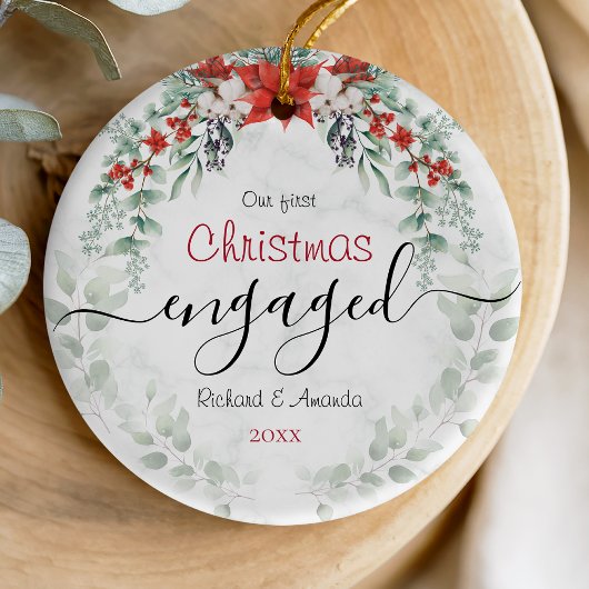 Schattigee eerste Kerst verloving rood Poinsettia Keramisch Ornament