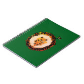 Schattigee egel in herfstbladeren notitieboek (Linkerzijde)