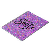 Schattigee elegante glitter altijd glimlach typogr notitieboek (Linkerzijde)