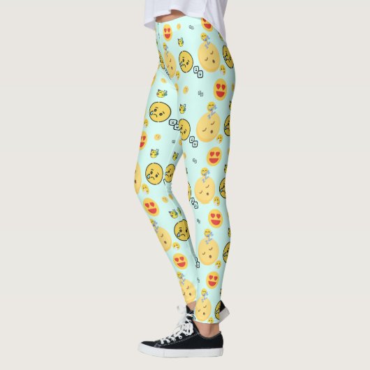 "Schattigee Emoji Pattern Enjoy Faces" Leggings (Links)