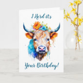 Schattigee en grappige Koe Puns Verjaardag Kaart (Gele Bloem)