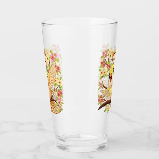 Schattigee en vrolijke vogels tussen de voorjaarsb glas (Links)