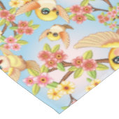 Schattigee en vrolijke vogels tussen de voorjaarsb tafelkleed (Gekanteld)