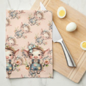 Schattigee Farmcore Pig in Overalls met Bloemen Theedoek (Quarter Fold)